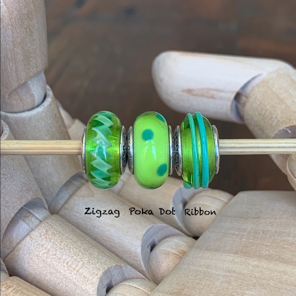 Pandora Murano Zigzag Charm - Retired - Picture 5 of 5